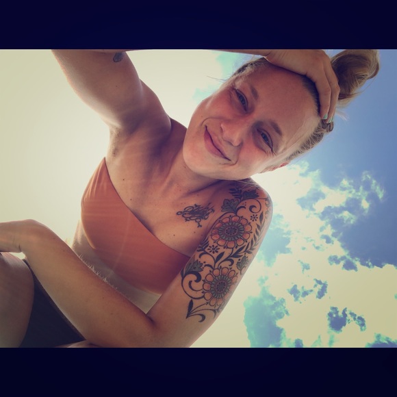 Meet your Posher, Sarah - Picture 1 of 1